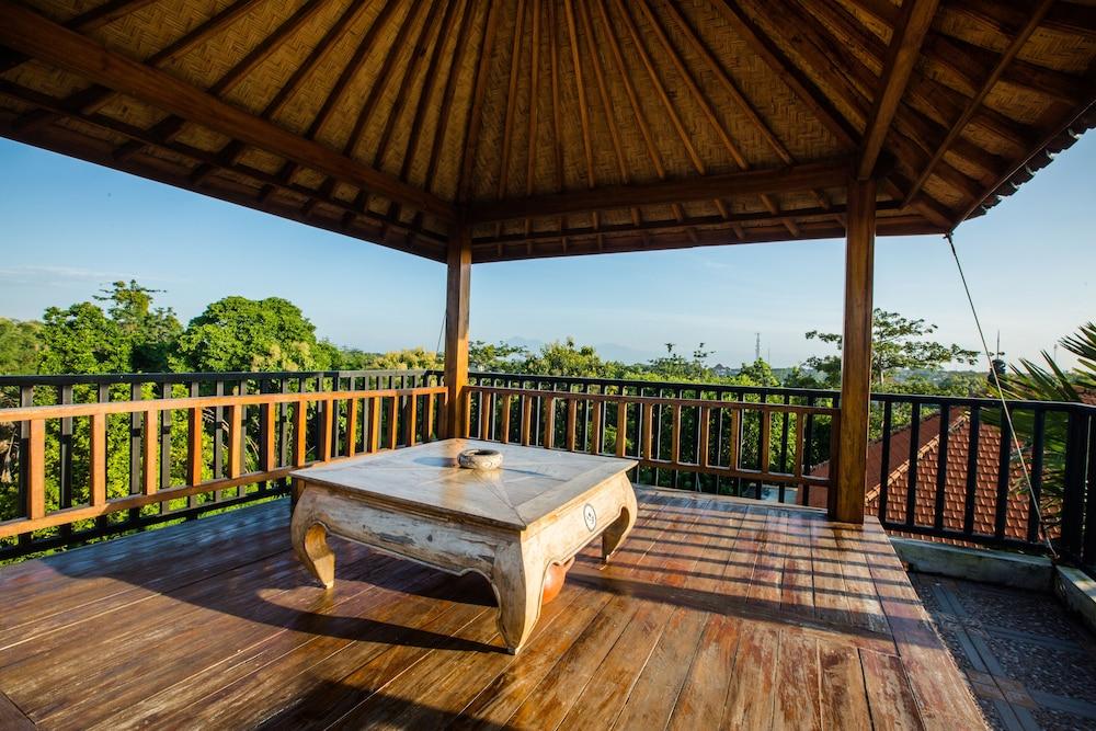 U Tube Hotel Uluwatu  Exterior photo