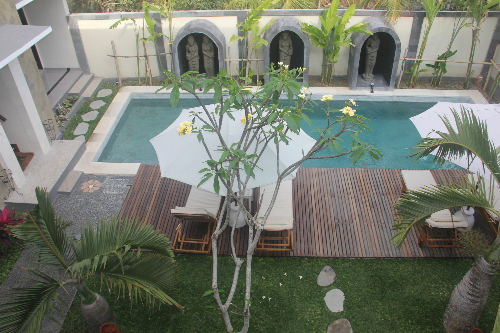 U Tube Hotel Uluwatu  Exterior photo